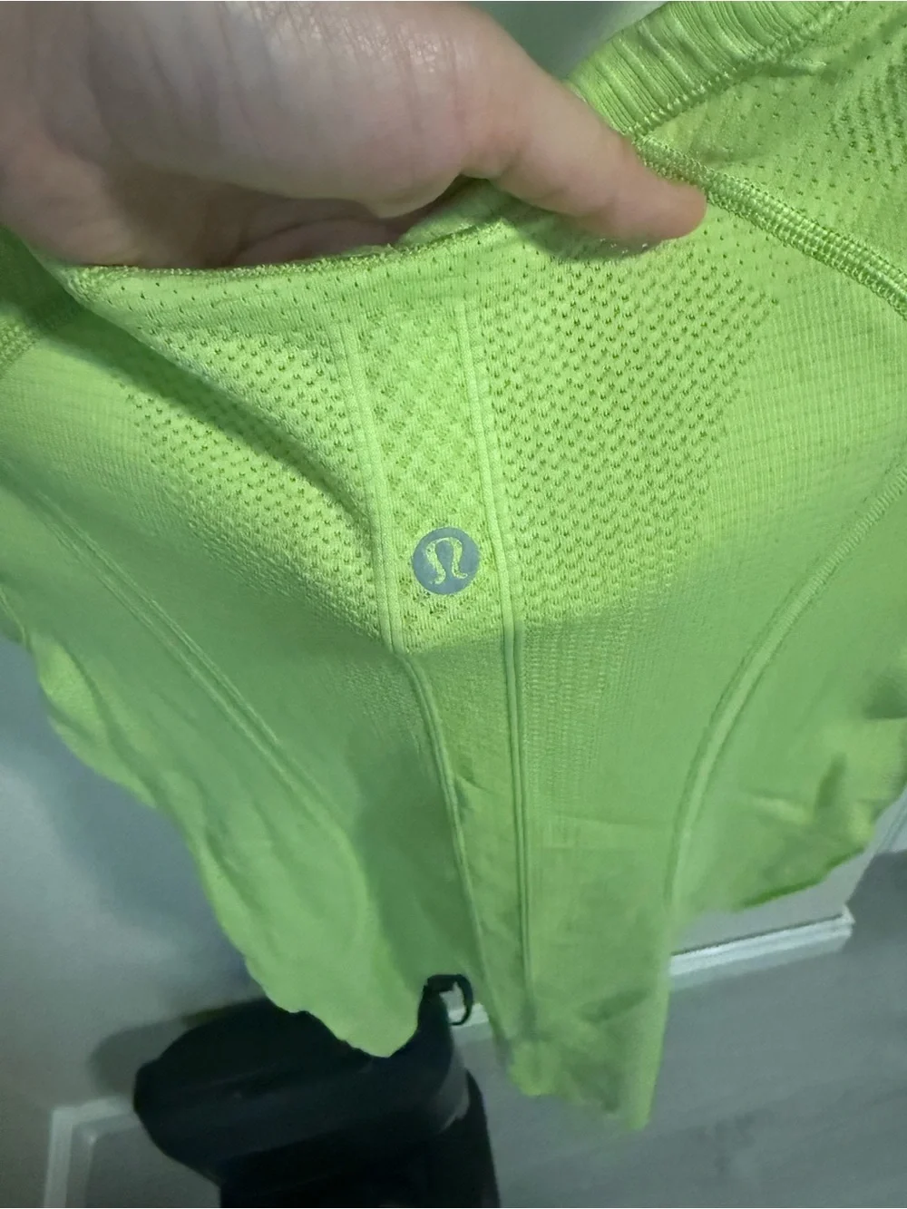 Lululemon Swiftly Tech Short Sleeve 2.0 Elixir Lime Green Running Shirt Size 4